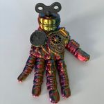 Robo Ręka mechaniczna futurystyczna figurka z ruchomymi palcami i ukrytym schowkiem thumbnail 1
