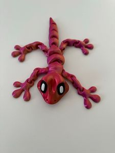 Czerwony z magnesom